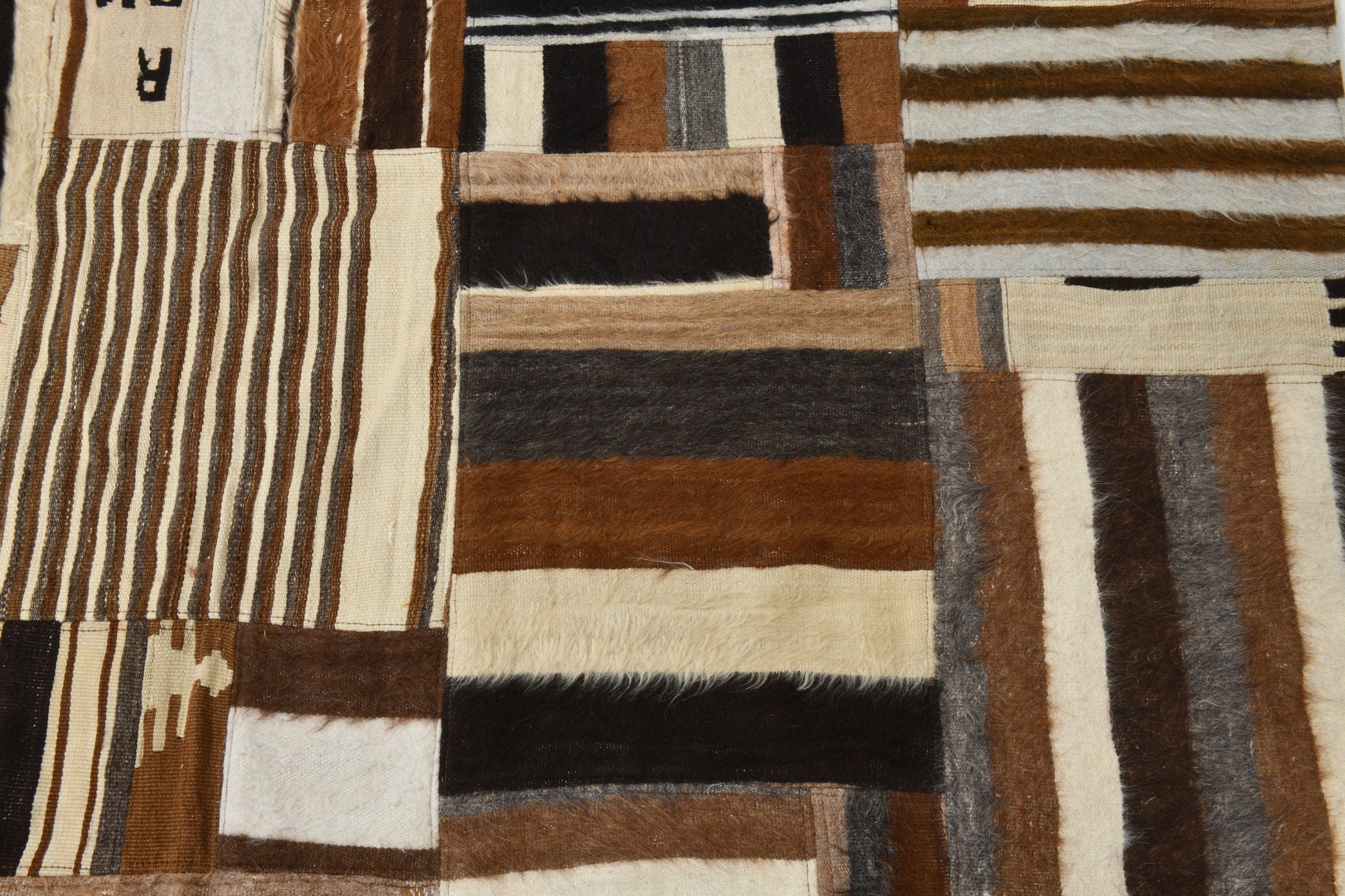 Vintage Kilim Angora Wool 6’8’’ x 8’4’’ ft