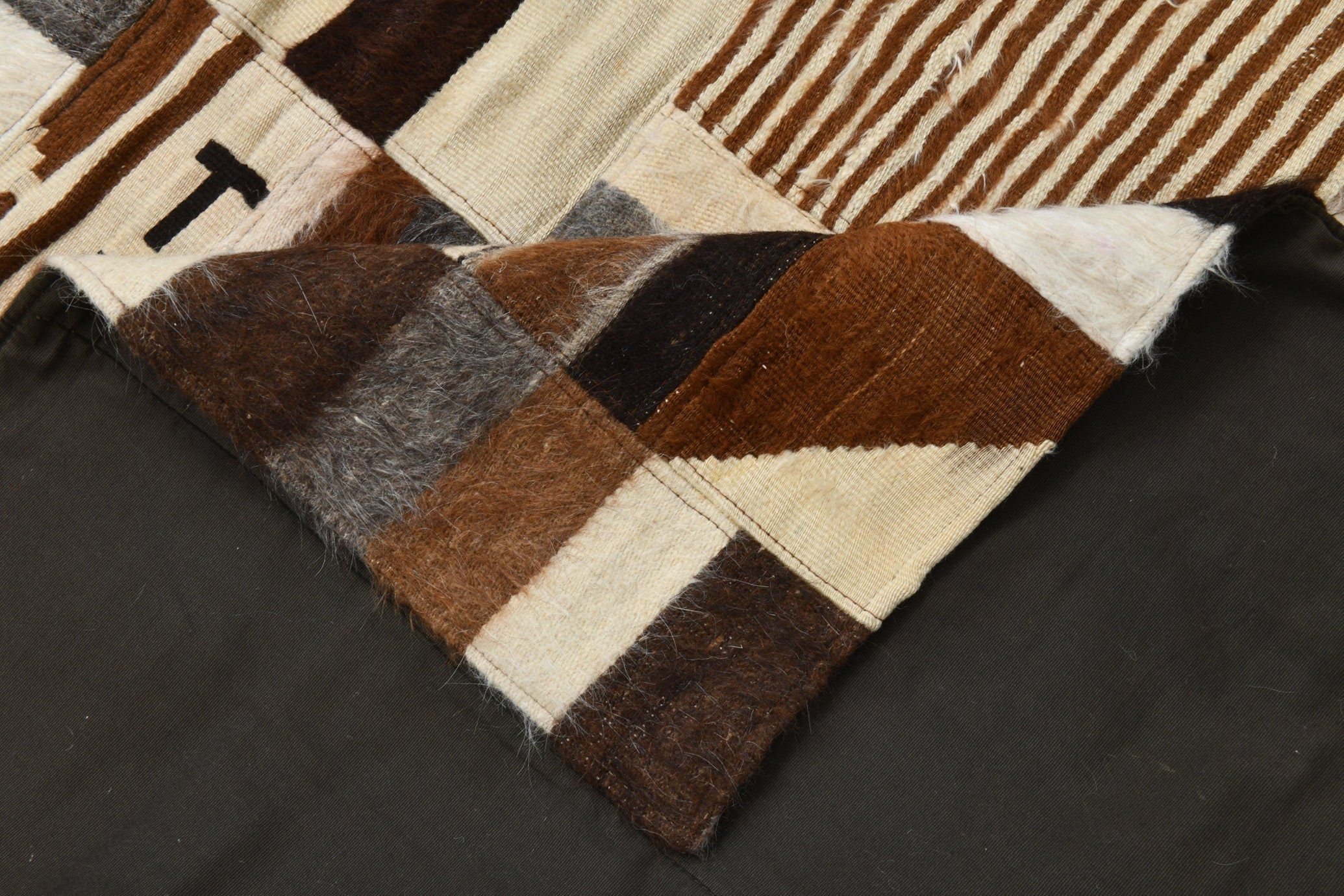 Vintage Kilim Angora Wool 6’8’’ x 8’4’’ ft