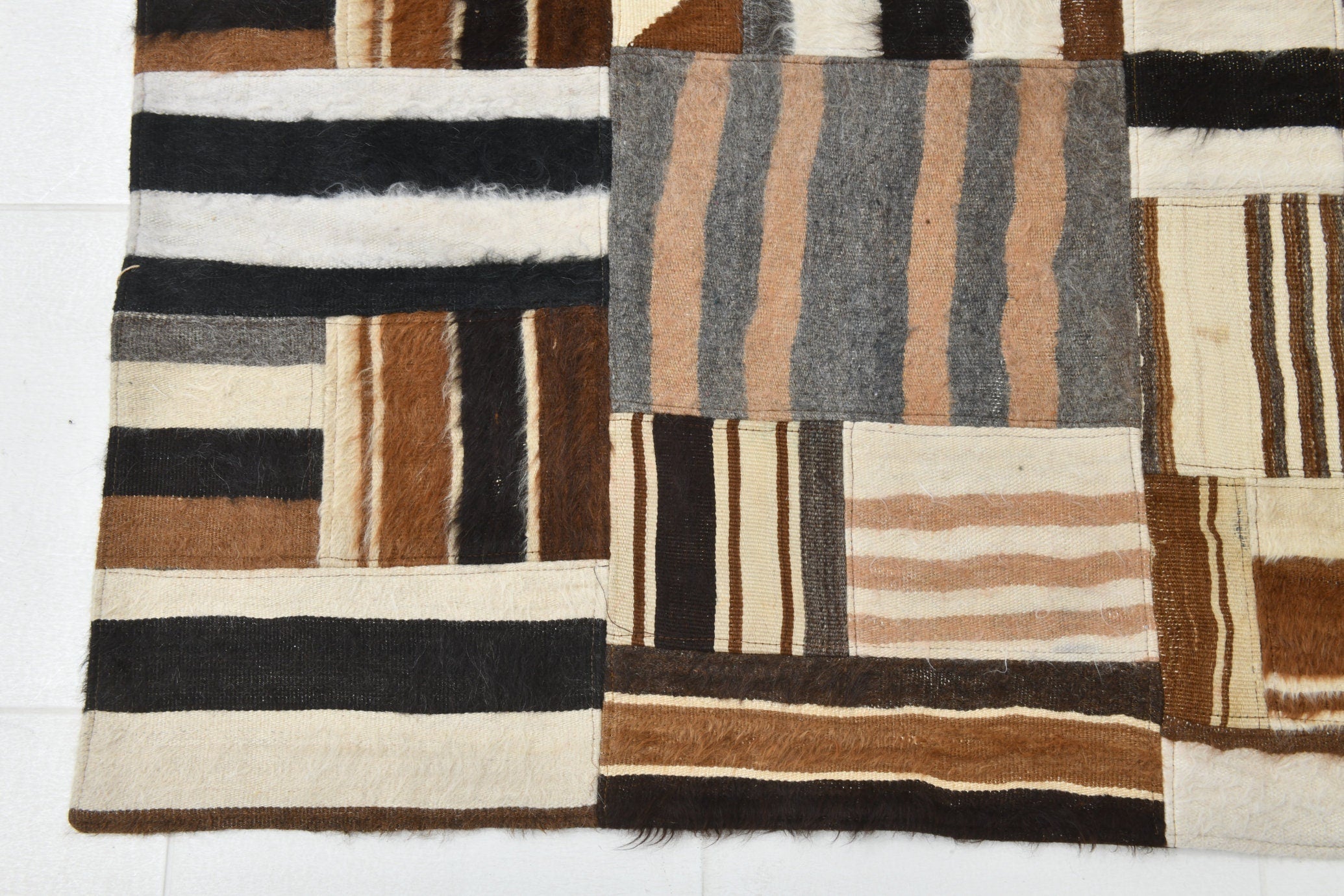 Vintage Kilim Angora Wool 6’8’’ x 8’4’’ ft