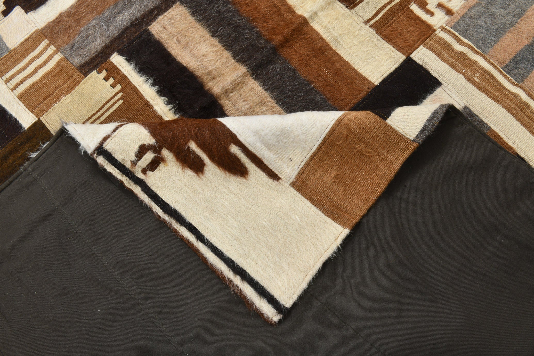 Vintage Kilim Angora Wool 6’8’’ x 9’9’’ ft