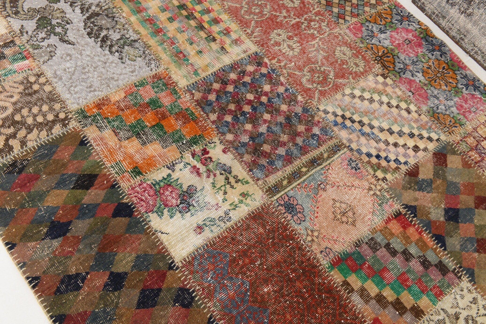 Vintage Patchwork Rug 5'7" x 8'1" ft