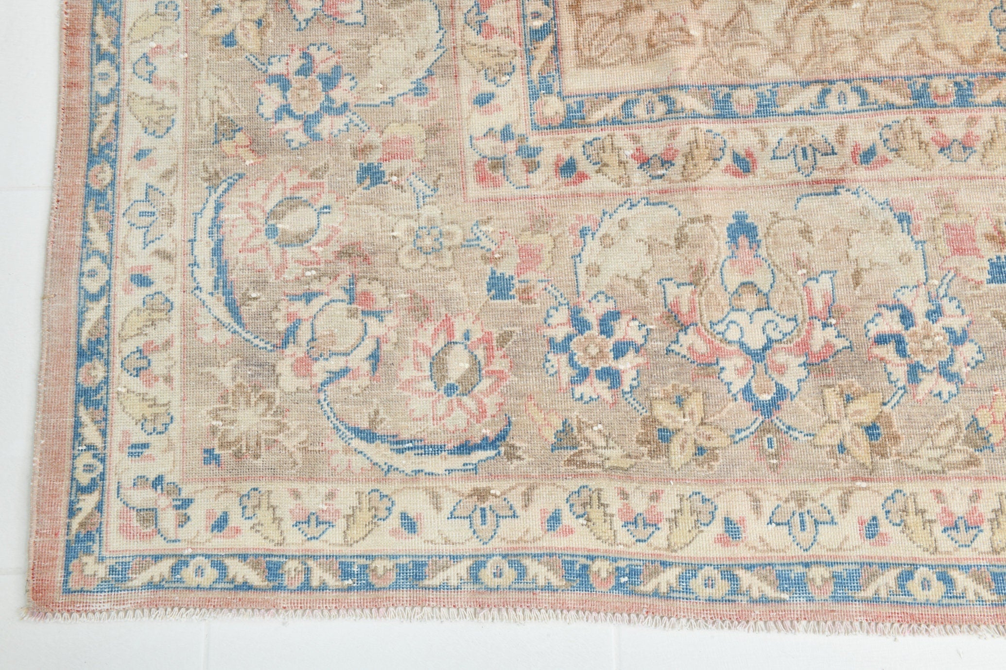 Vintage Persian Style Rug 14’1’’ x 9’5’’