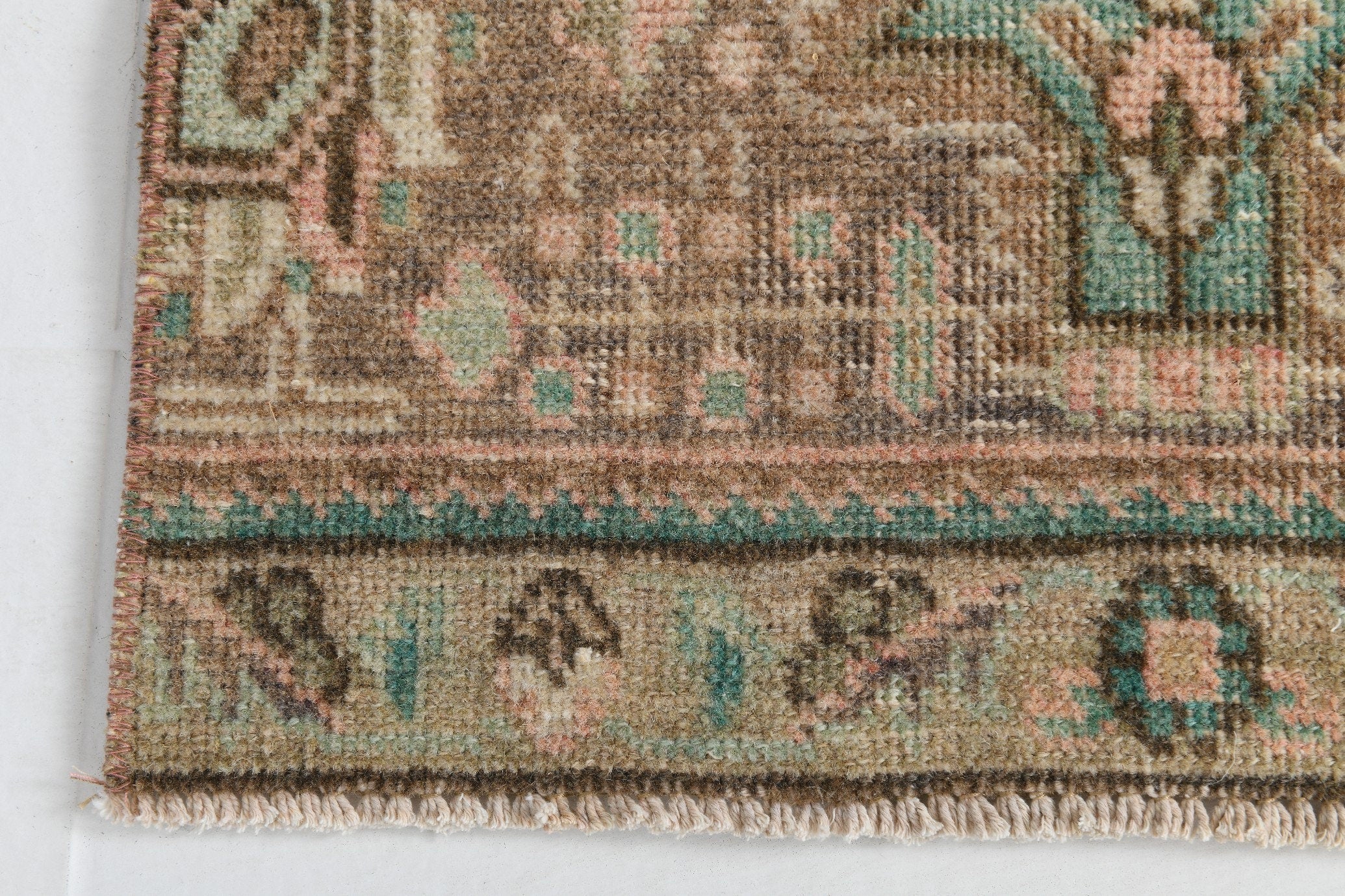 Vintage Persian Style Rug 2’6’’ x 9’2’’ ft