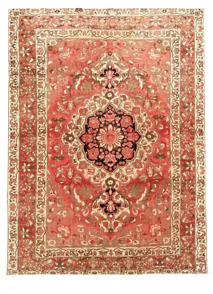 Vintage Persian Style Rug 7’0’’ x 9’7’’ ft