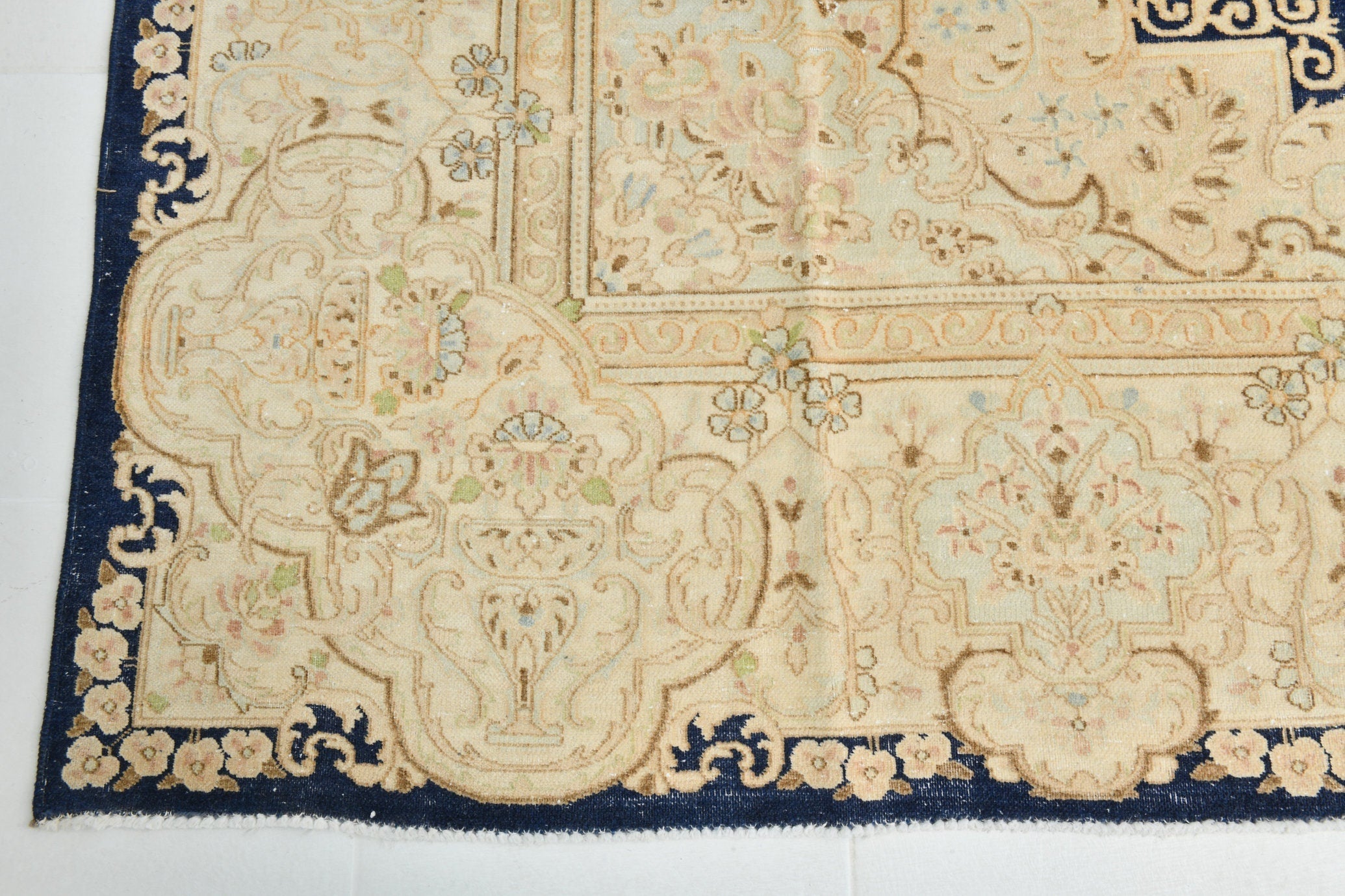 Vintage Persian Style Rug 8’10’’ x 11’6’’