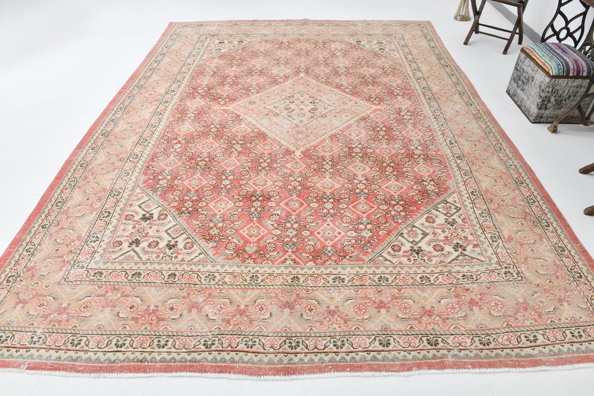 Vintage Persian Style Rug 9’1’’ x 12’6’’ ft
