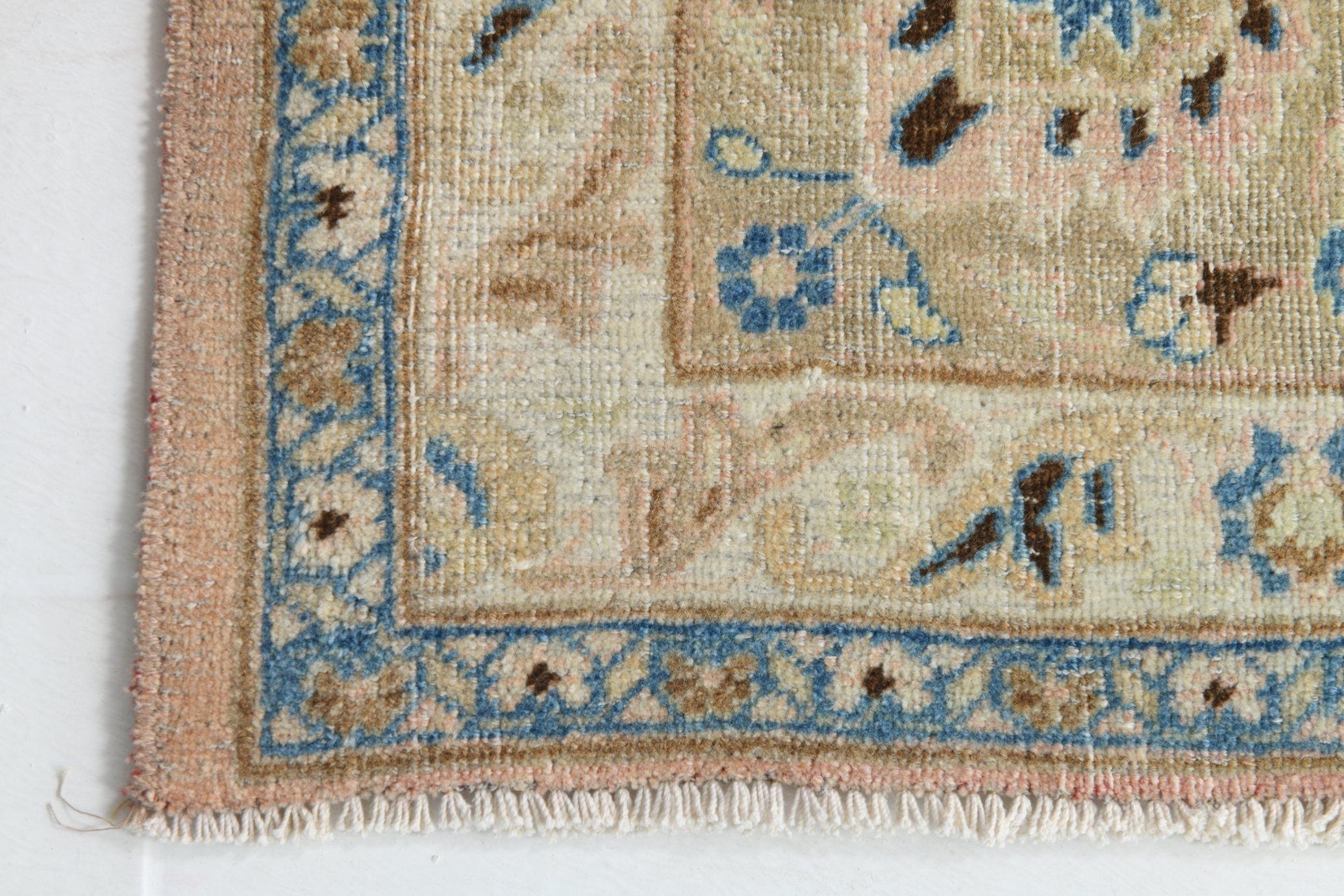 Vintage Persian Style Rug 9’10’’ x 12’5’’