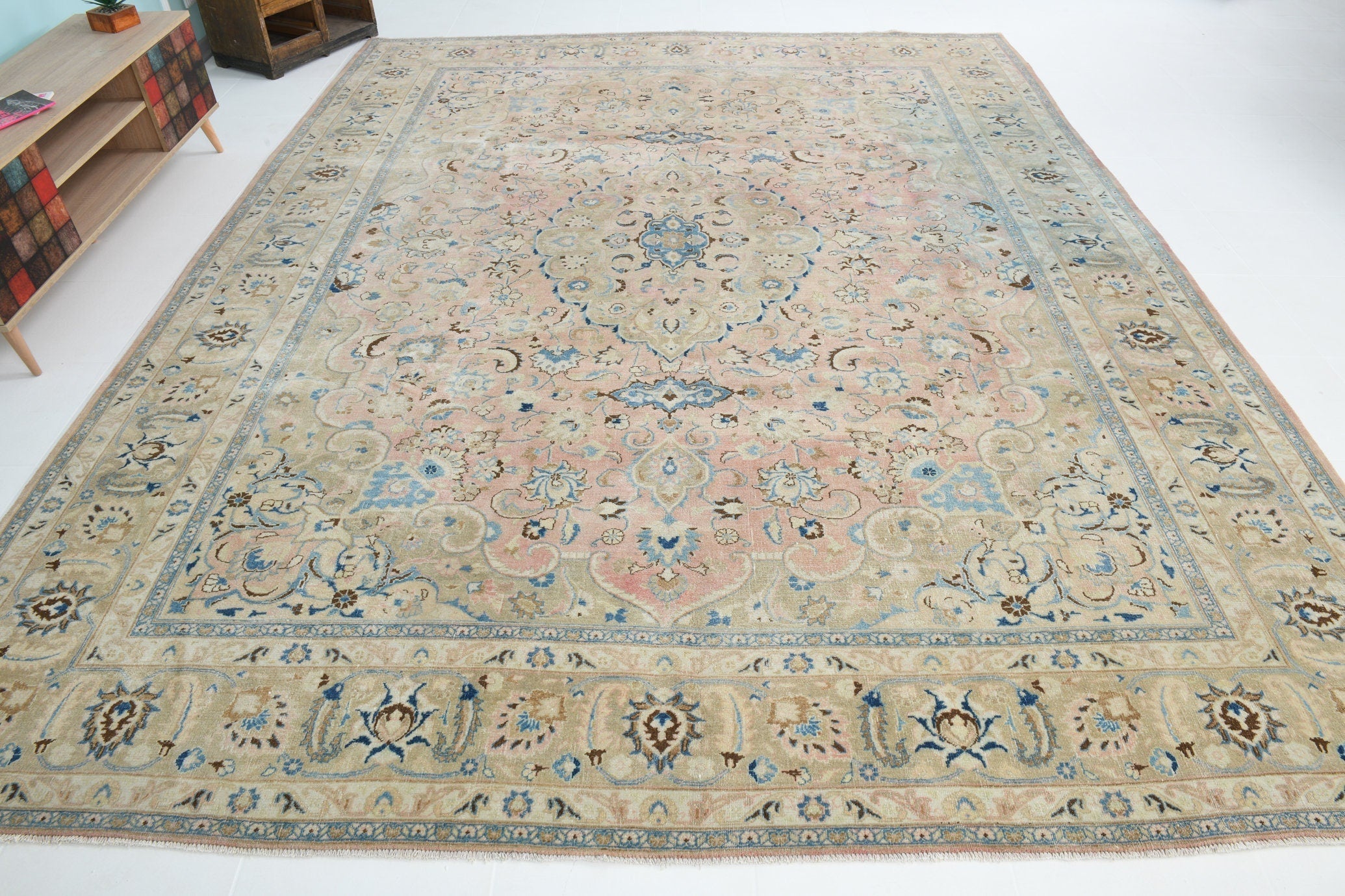 Vintage Persian Style Rug 9’10’’ x 12’5’’