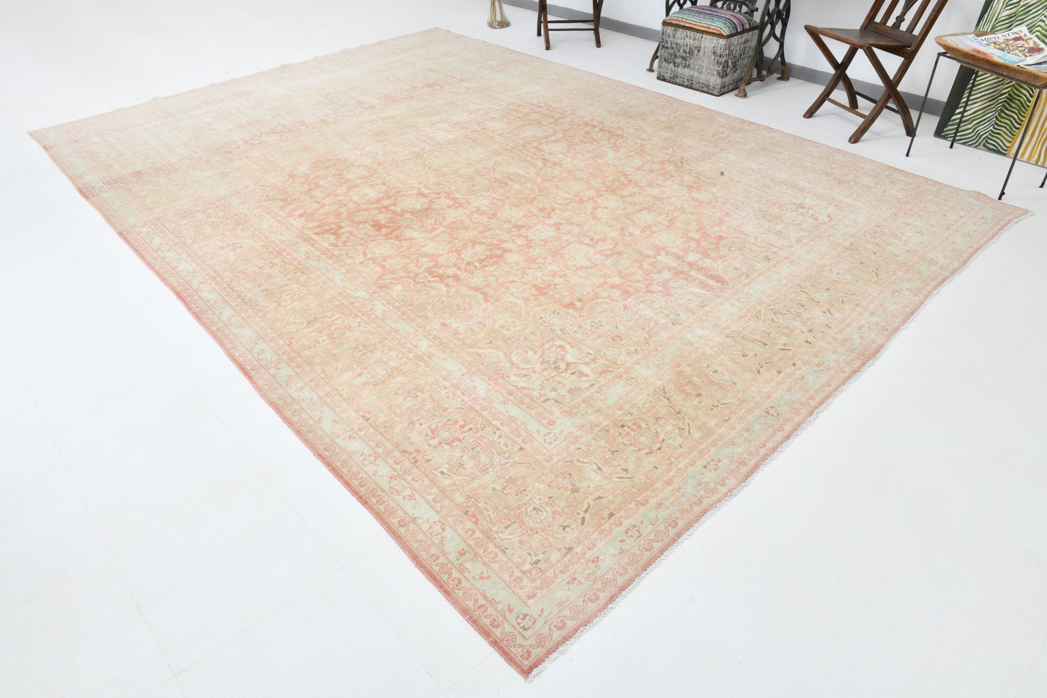 Vintage Persian Style Rug 9’7’’ x 13’10’’ ft