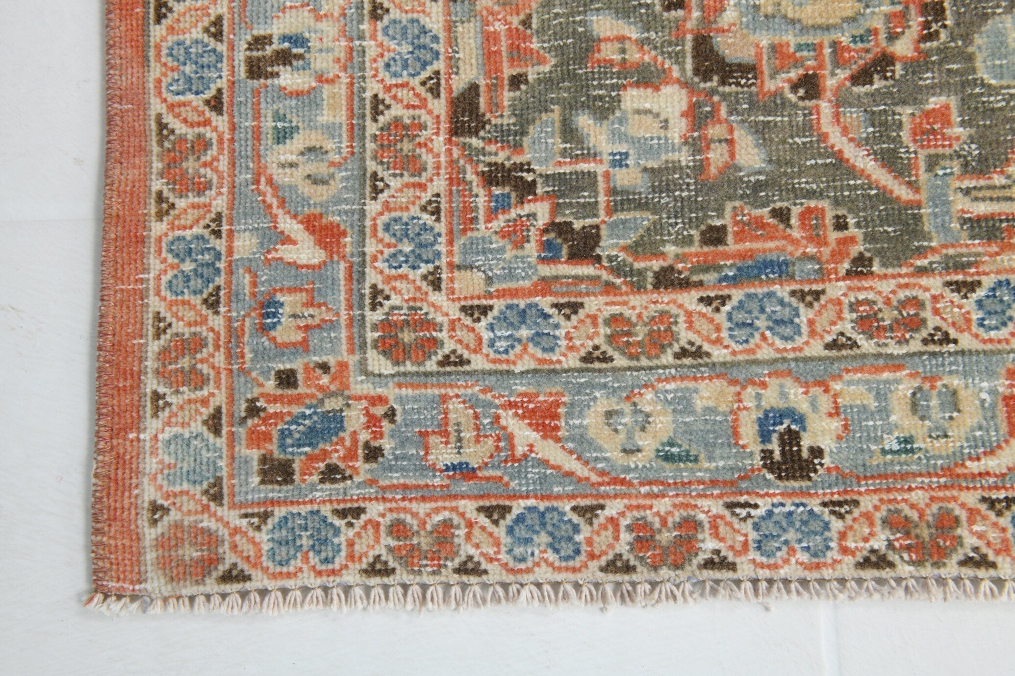 Vintage Persian Style Rug 9’7’’ x 13’3’’
