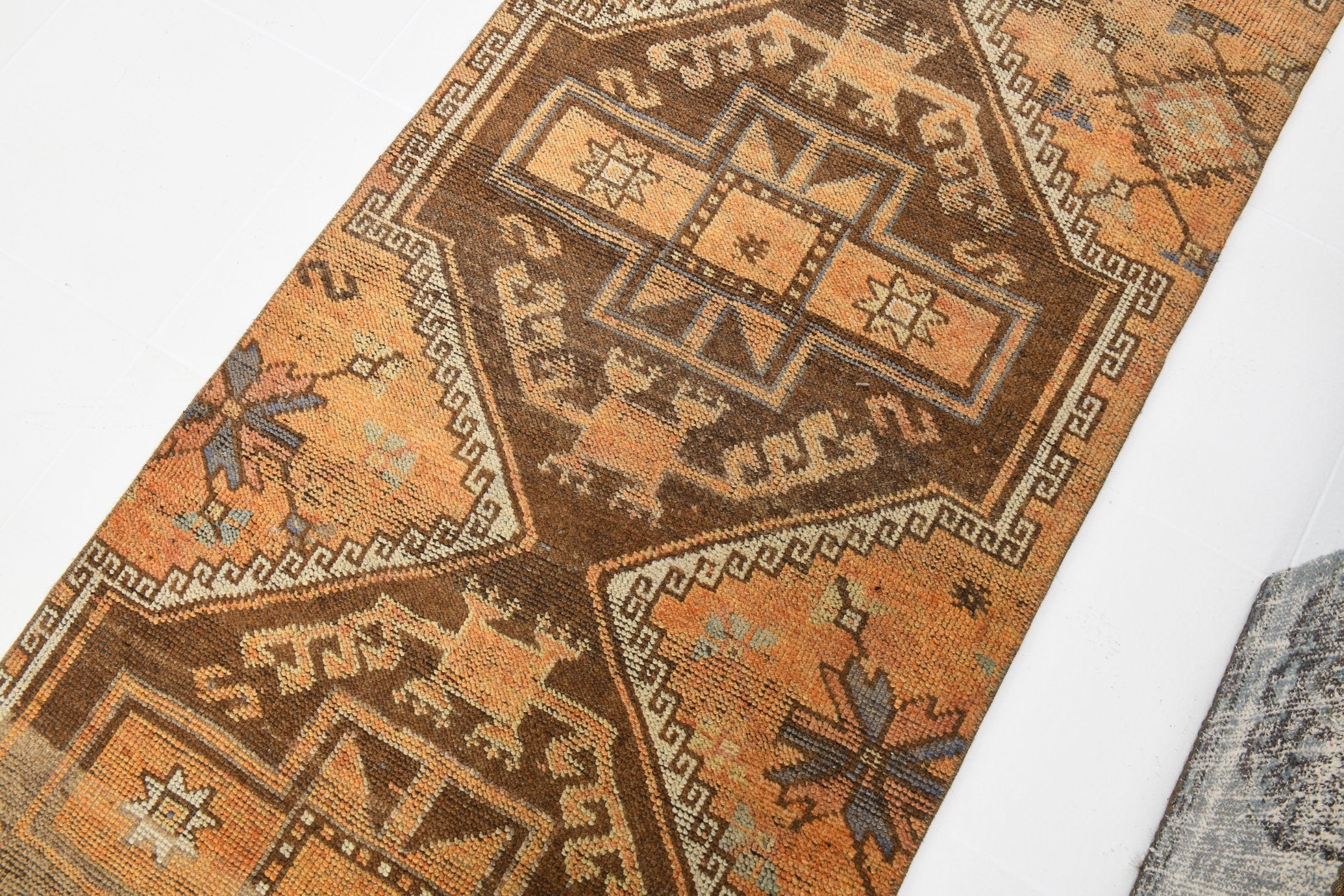 Vintage Rug Kars 2’8’’ x 10’10’’ ft