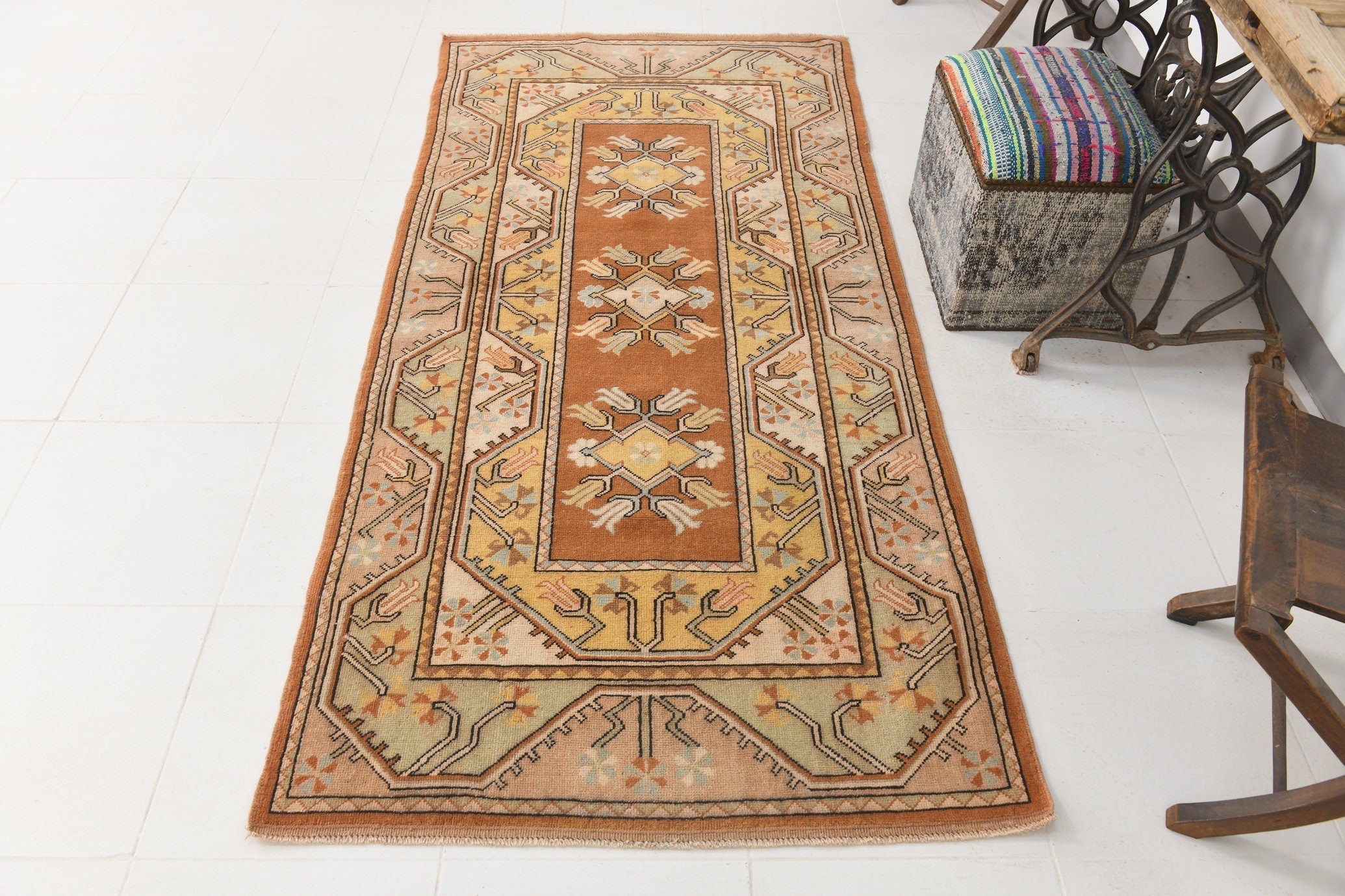 Vintage Rug Milas 3’7’’ x 7’9’’ ft