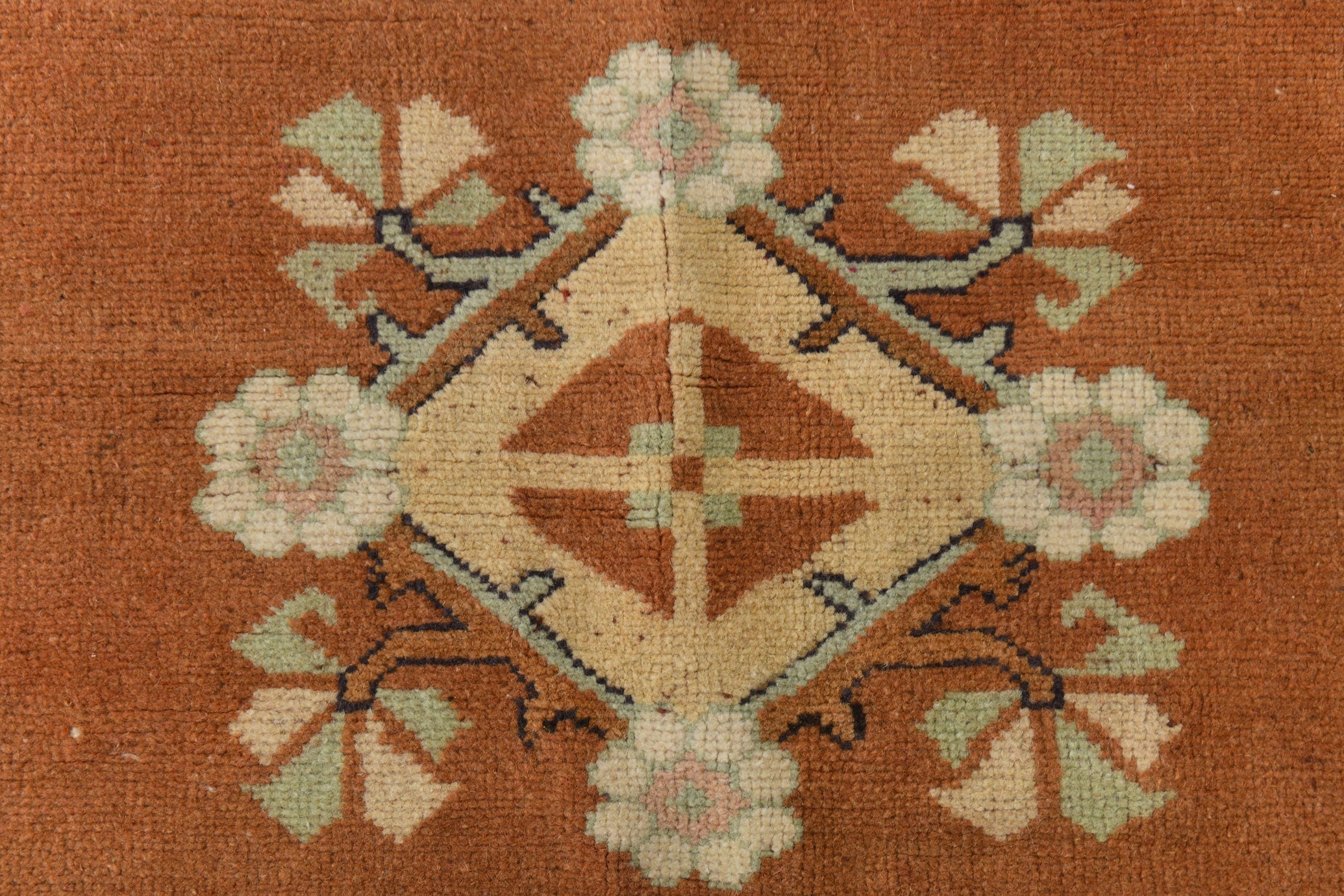 Vintage Rug Milas 5'5" x 7'8" ft