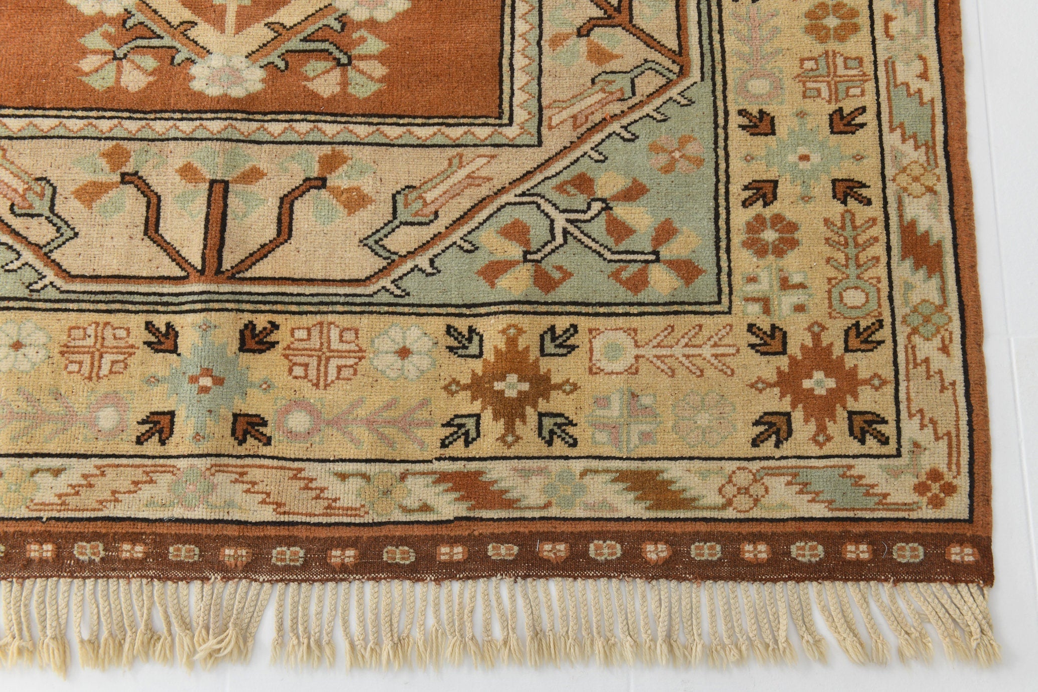 Vintage Rug Milas 5'5" x 7'8" ft