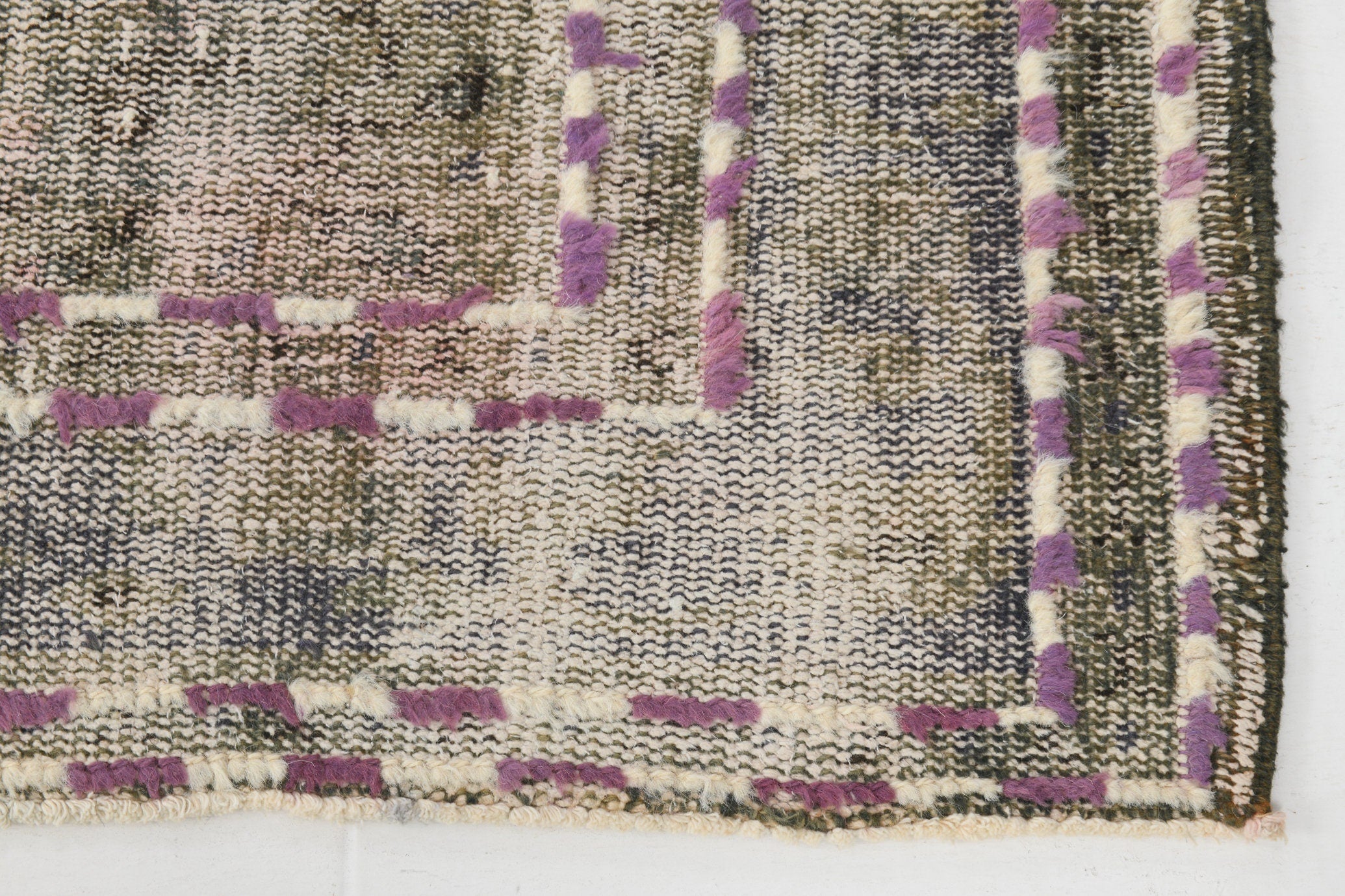 Vintage Rug Pompom 5'9" x 8'9" ft