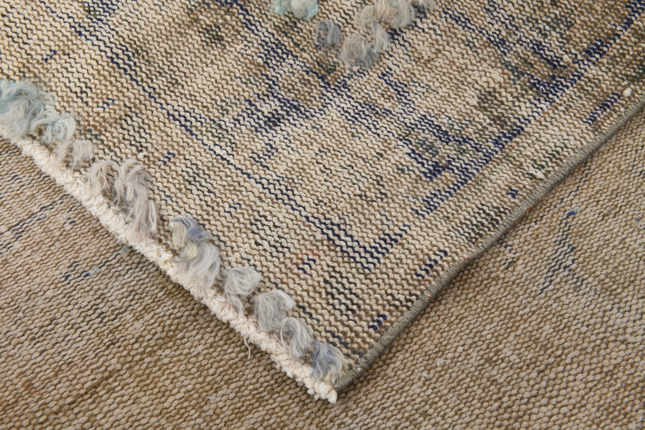 Vintage Rug Pompom 6'1" x 9'5" ft