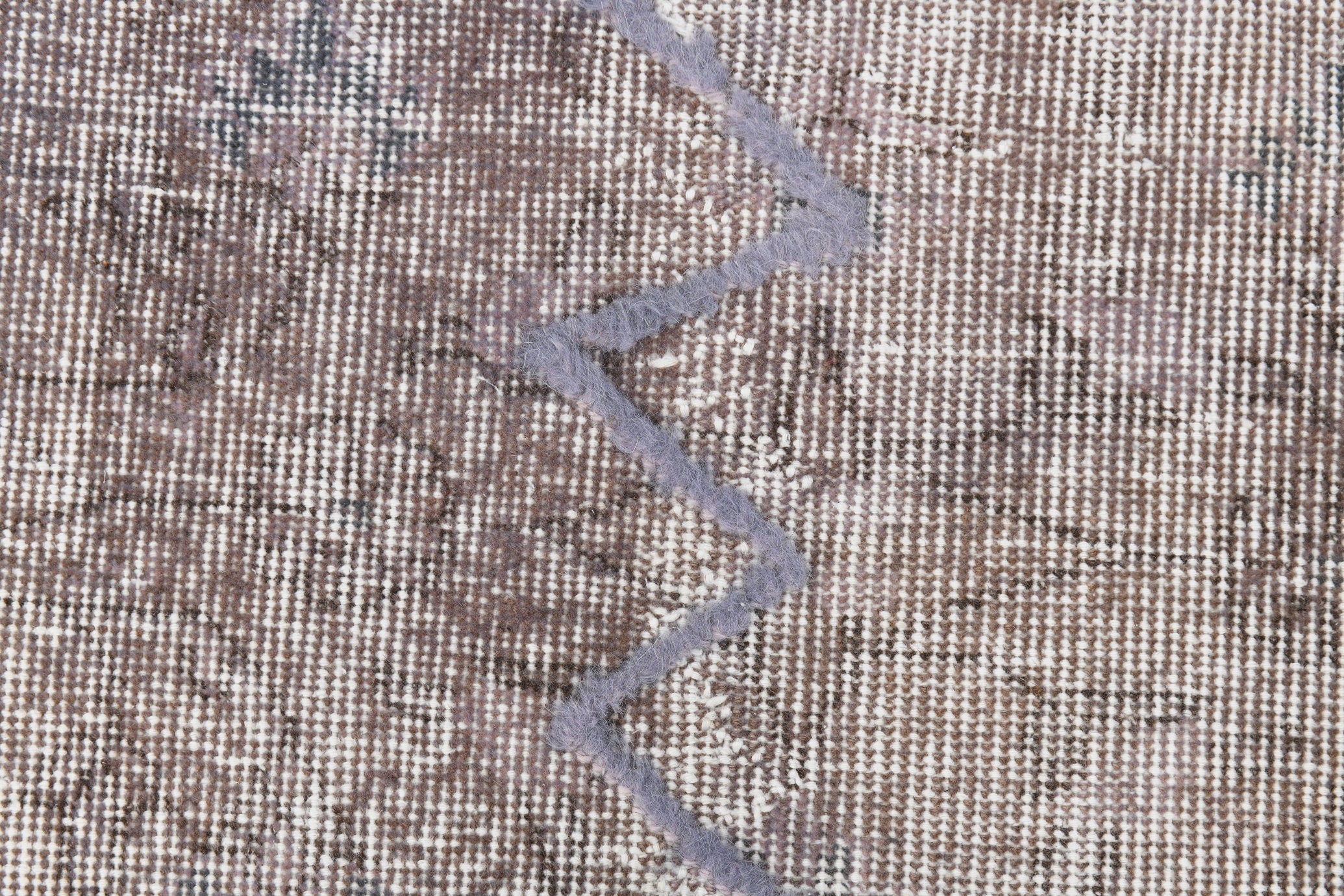 Vintage Rug Pompom 6'9" x 9'11" ft