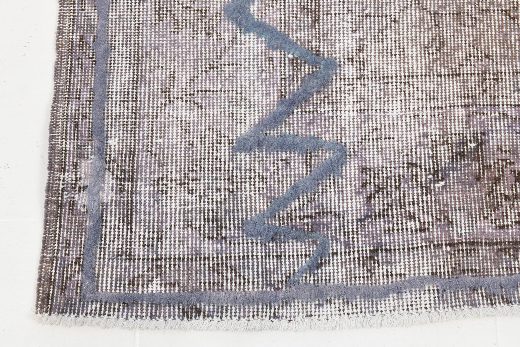 Vintage Rug Pompom 6'9" x 9'11" ft