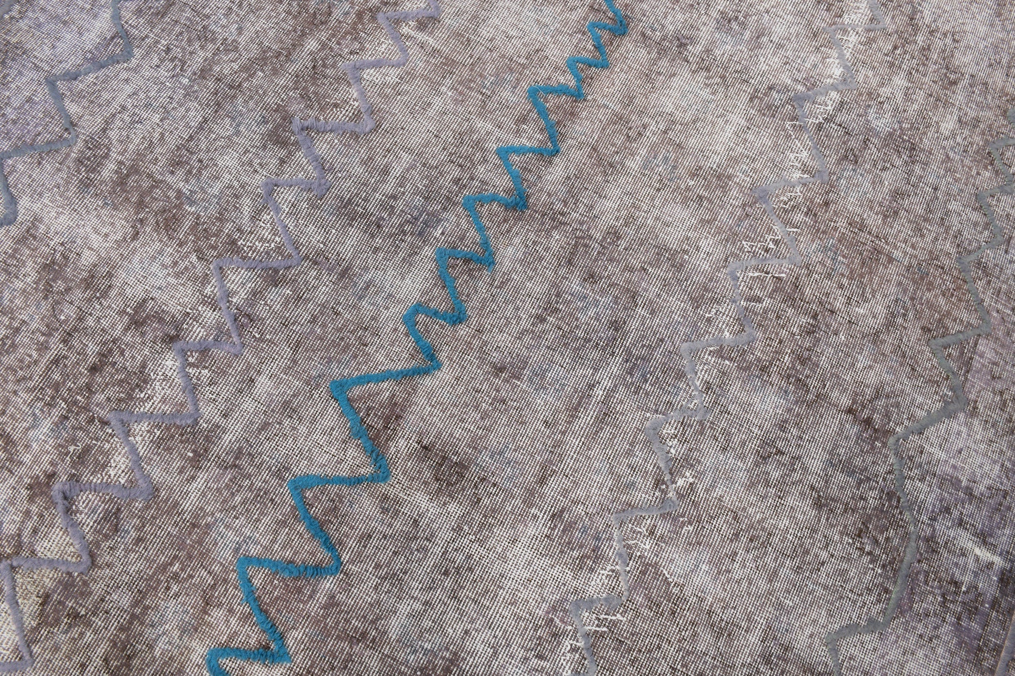 Vintage Rug Pompom 6'9" x 9'11" ft