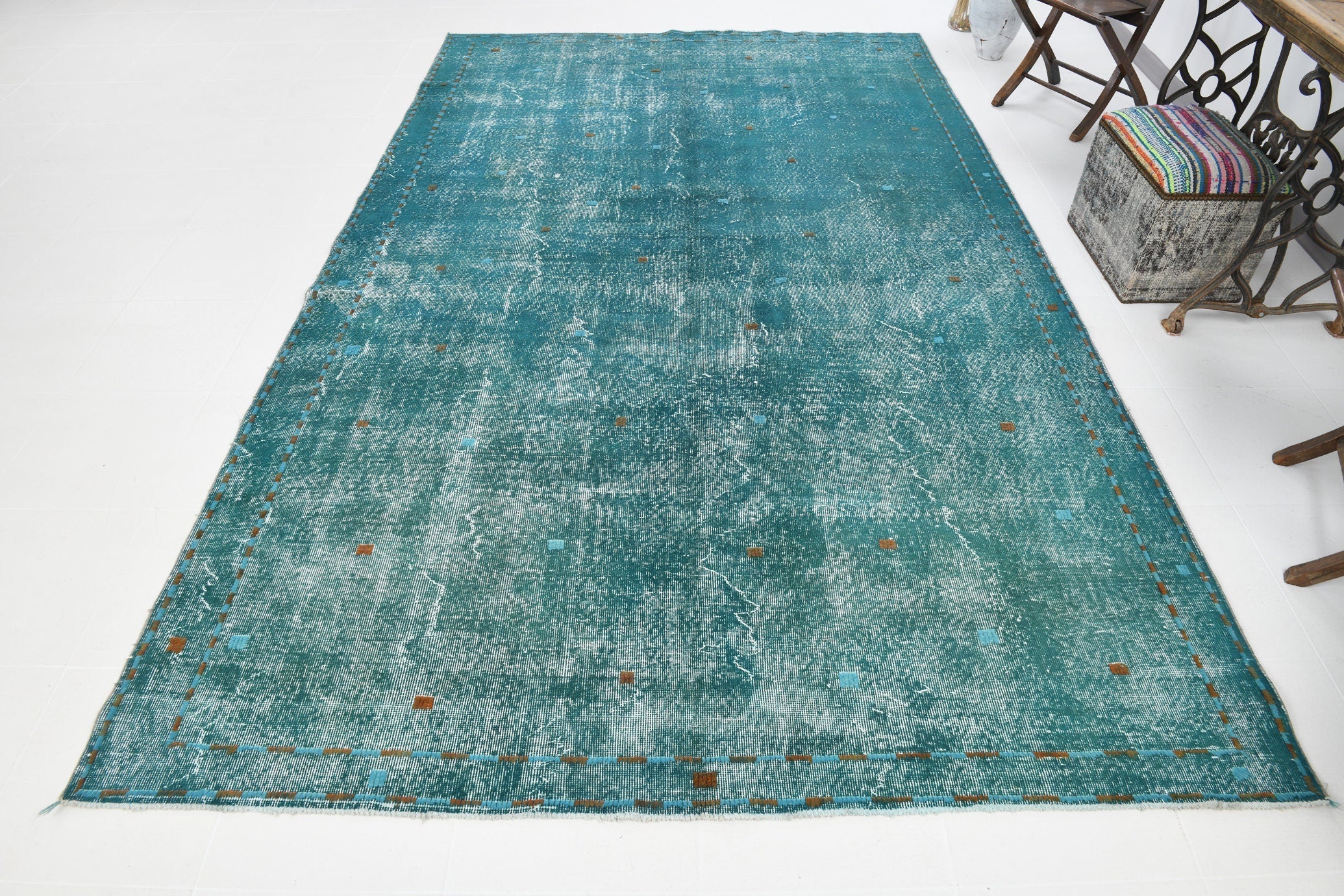 Vintage Rug Pompom 7’2’’ x 11’8’’ ft