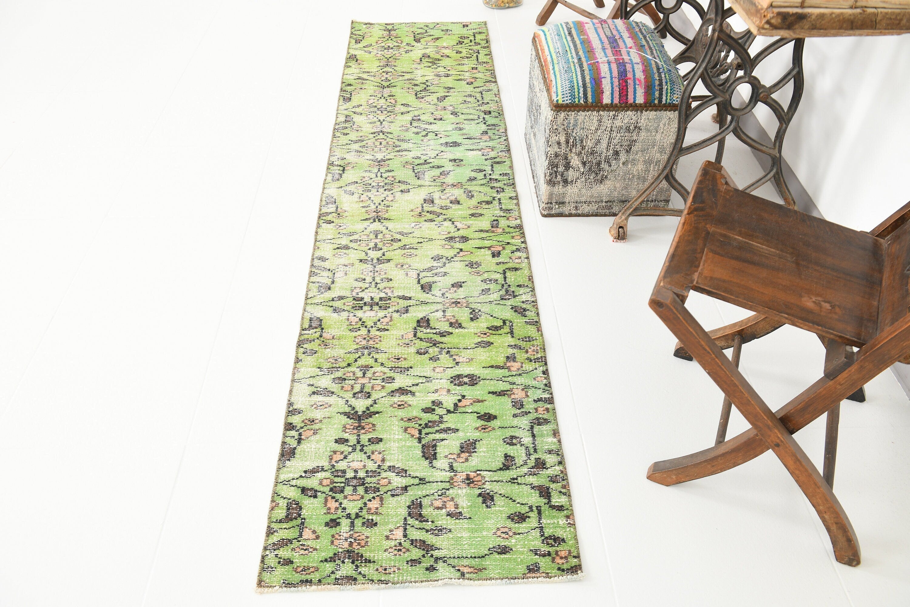 Vintage Runner Rug 1'10" x 8'4" ft