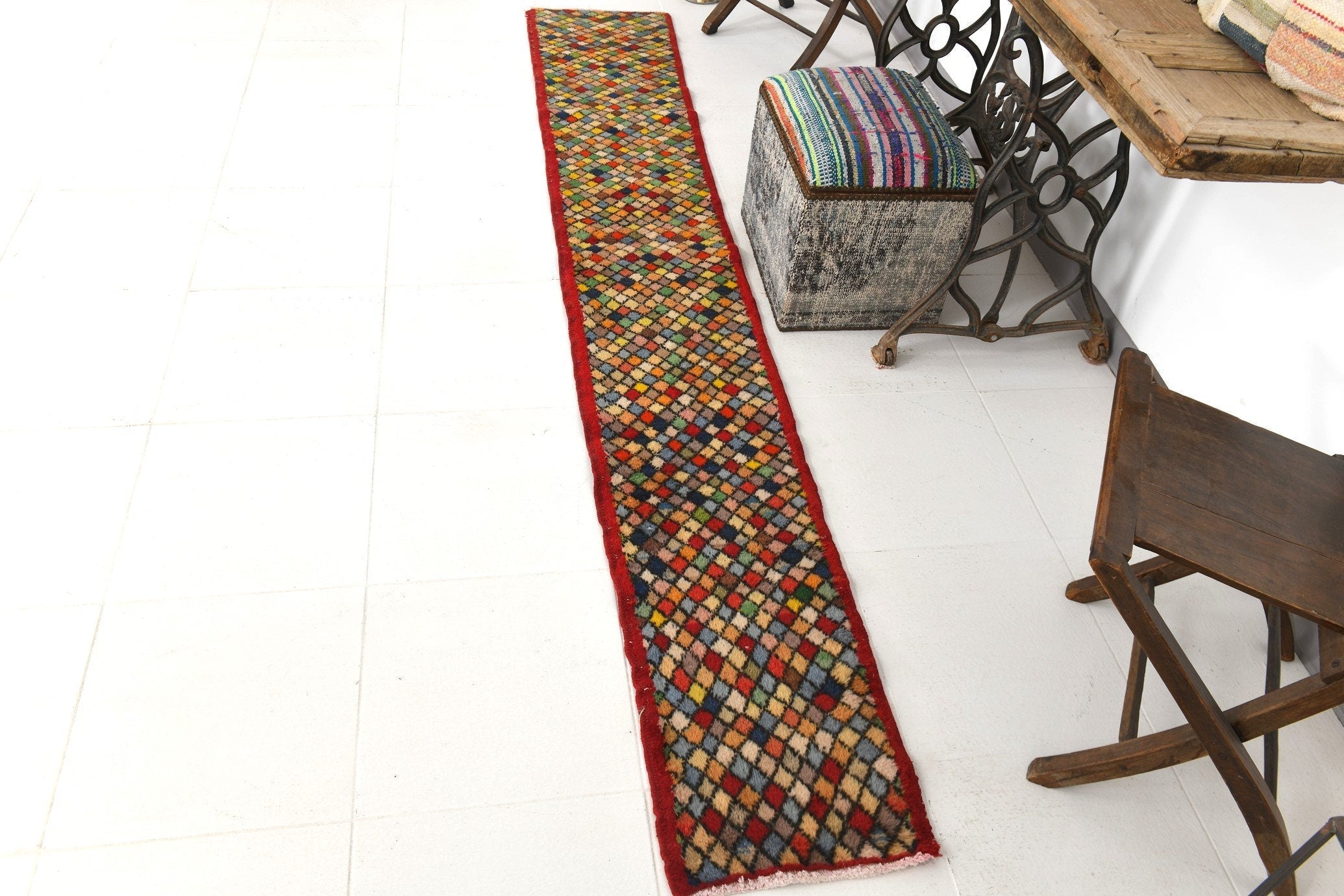 Vintage Runner Rug 1’6’’ x 9’2’’ ft