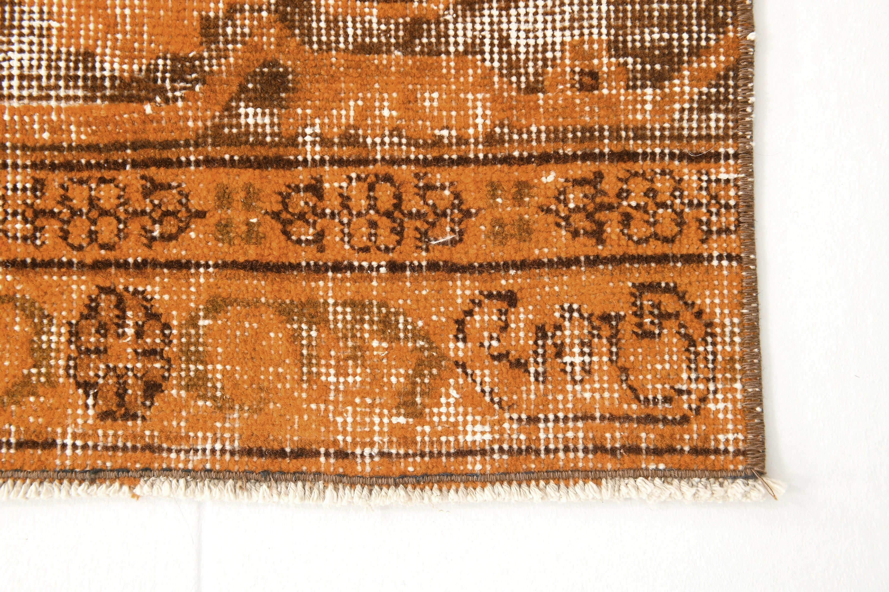 Vintage Runner Rug 1'9" x 5'5" ft