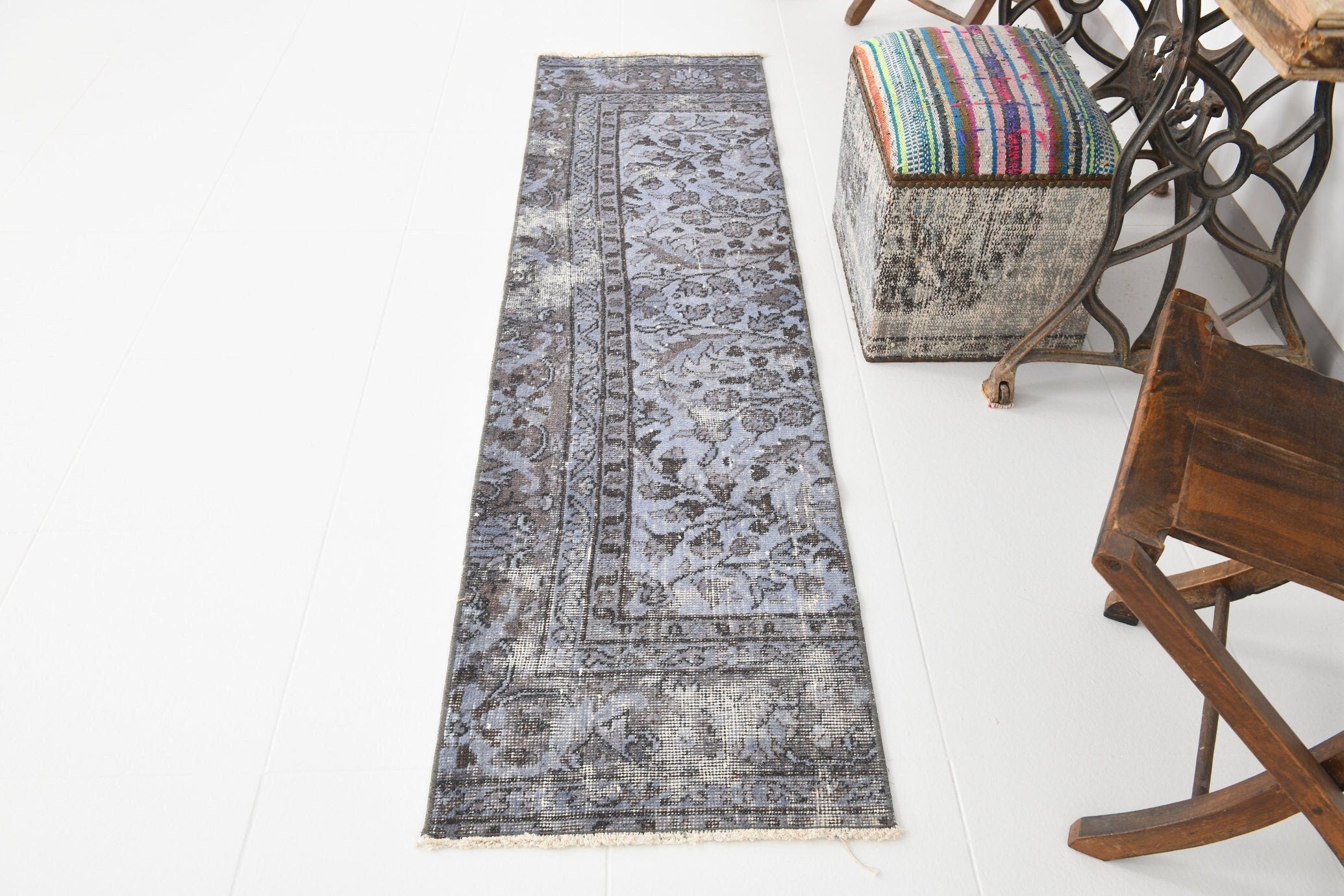 Vintage Runner Rug 1'9" x 6'11" ft