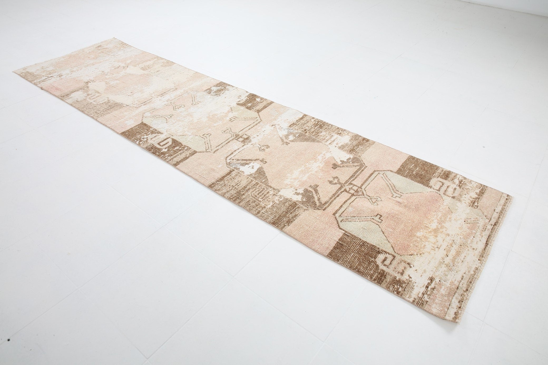 Vintage Runner Rug 2’10’’ x 10’8’’ ft