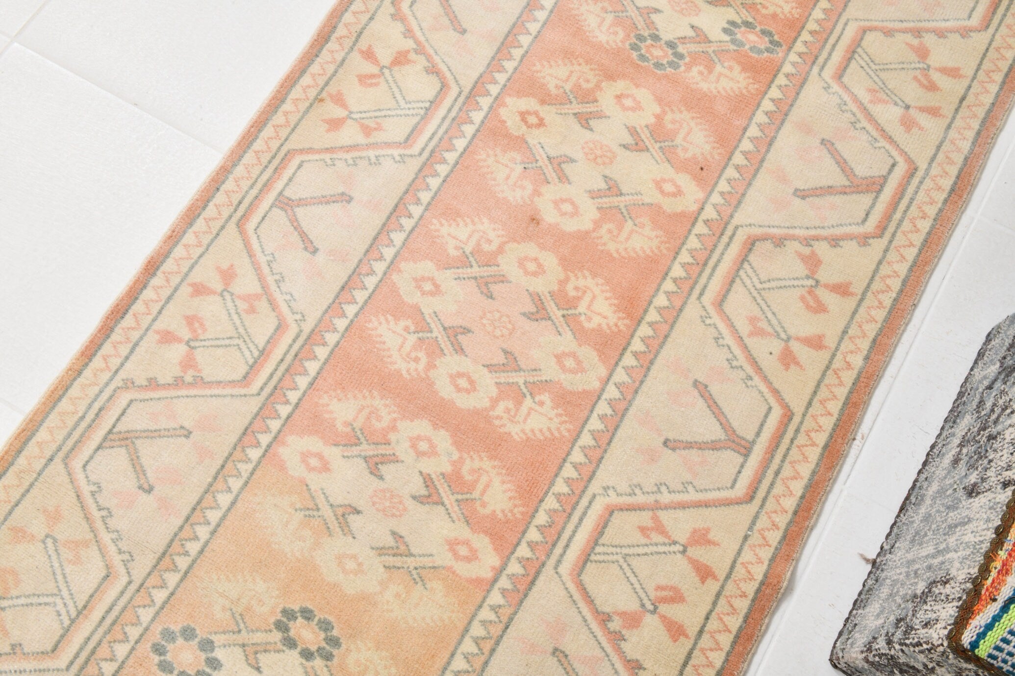 Vintage Runner Rug 2'10" x 8'10" ft