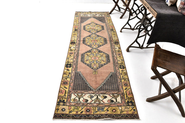 Vintage Runner Rug 2’11’’ x 9’7’’ ft