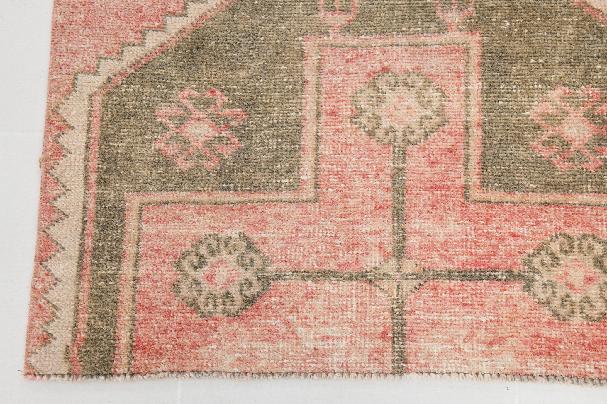 Vintage Runner Rug 2’12’’ x 8’12’’ ft