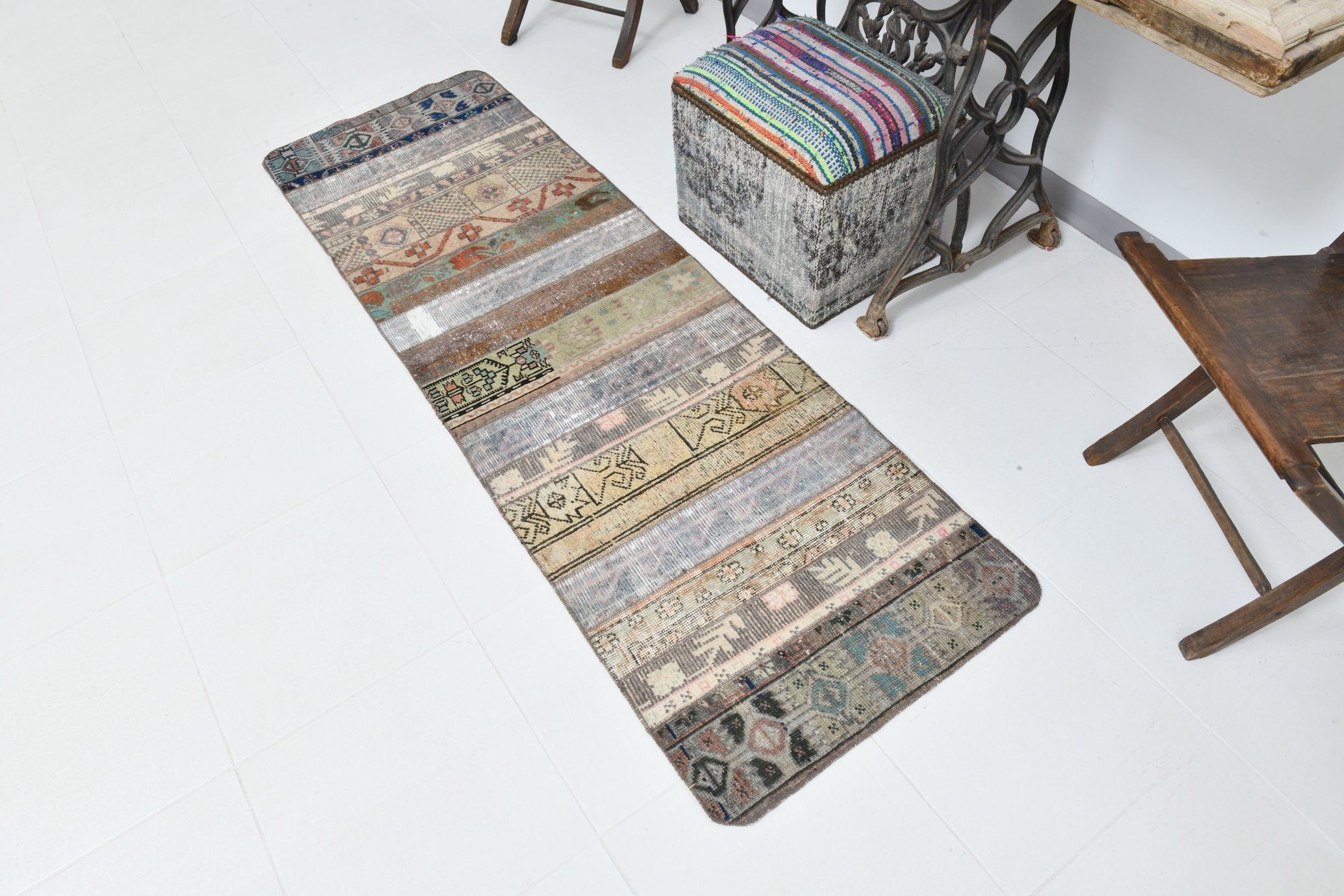 Vintage Runner Rug 2'2" x 6'10" ft