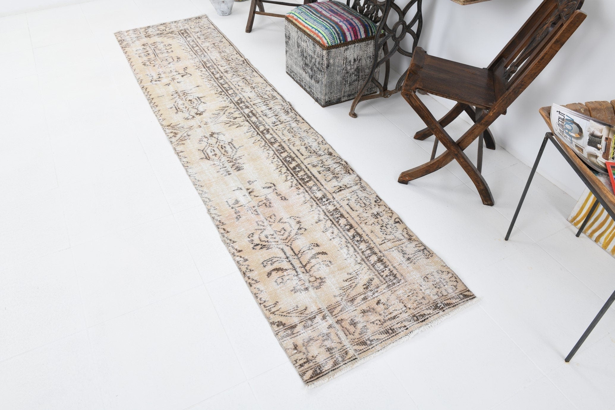Vintage Runner Rug 2'3" x 9'6" ft