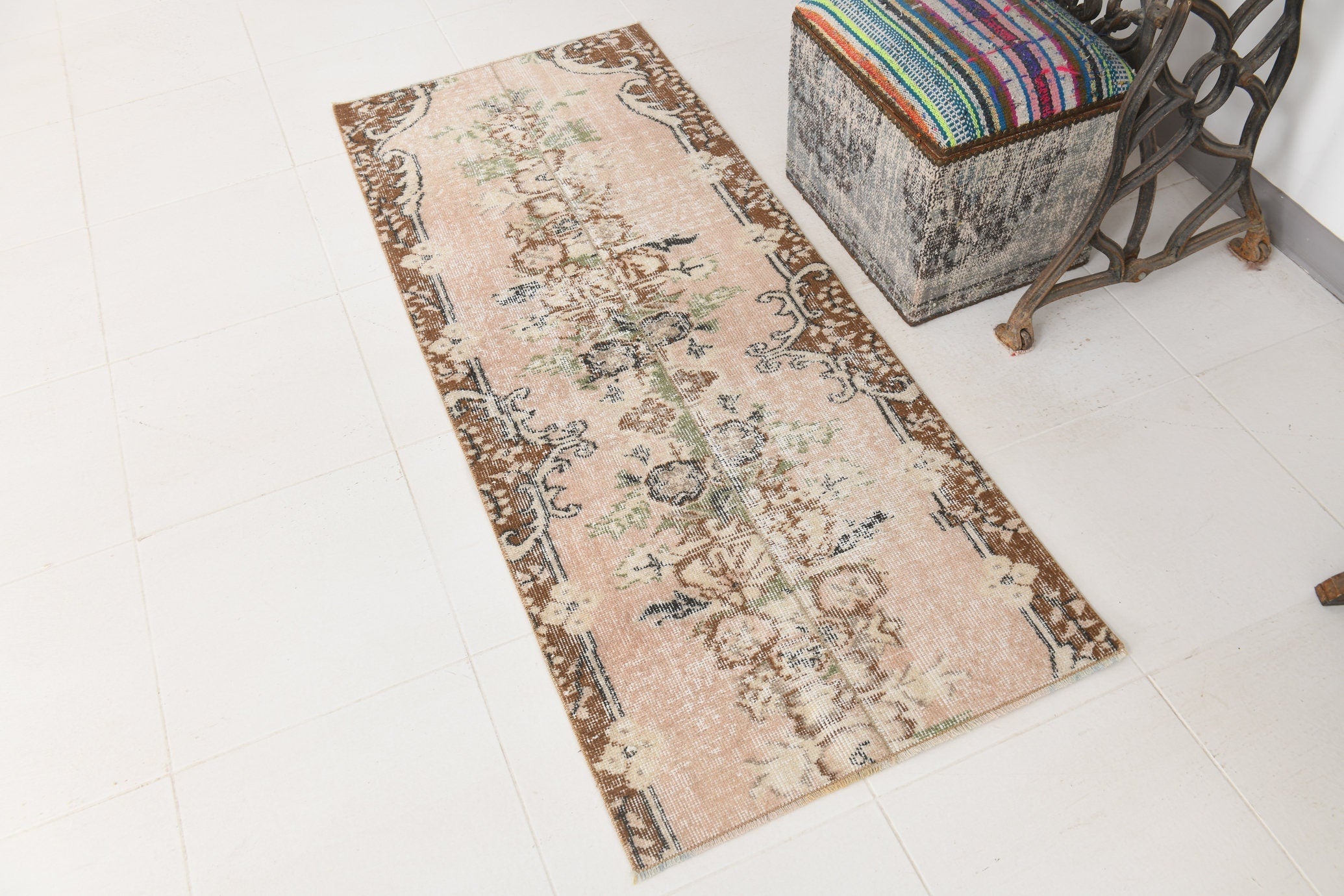 Vintage Runner Rug 2'4" x 5'8" ft