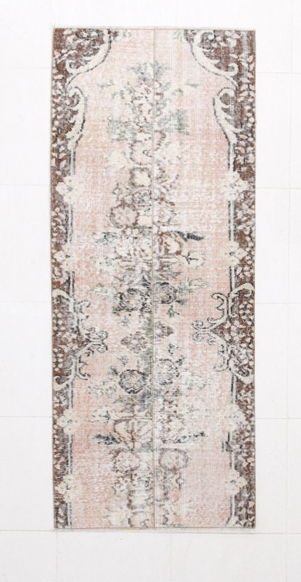 Vintage Runner Rug 2'4" x 5'8" ft
