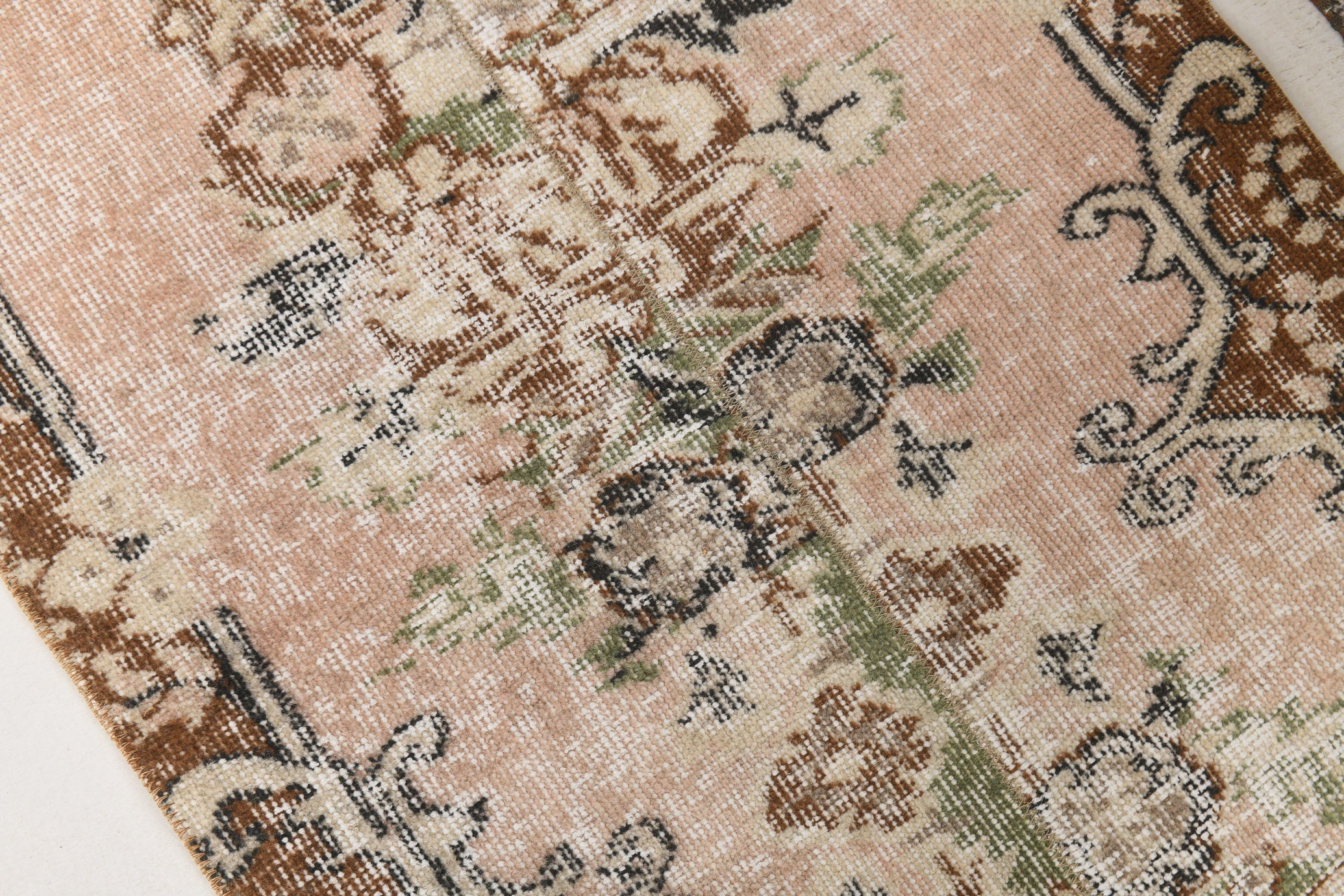 Vintage Runner Rug 2'4" x 5'8" ft