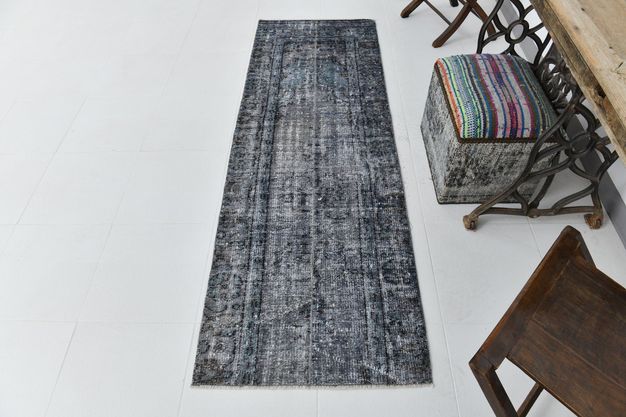 Vintage Runner Rug 2’4’’ x 7’0’’ ft