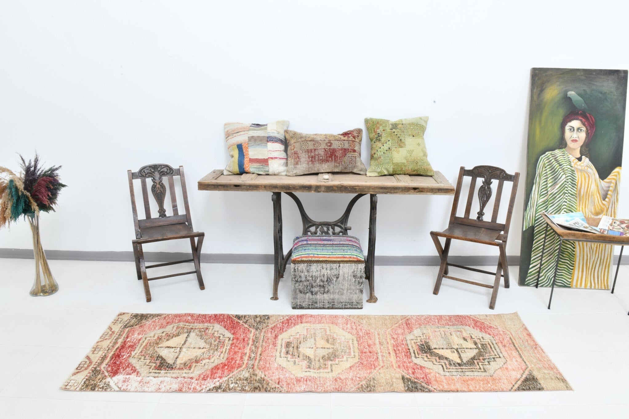 Vintage Runner Rug 2'4" x 8'4" ft
