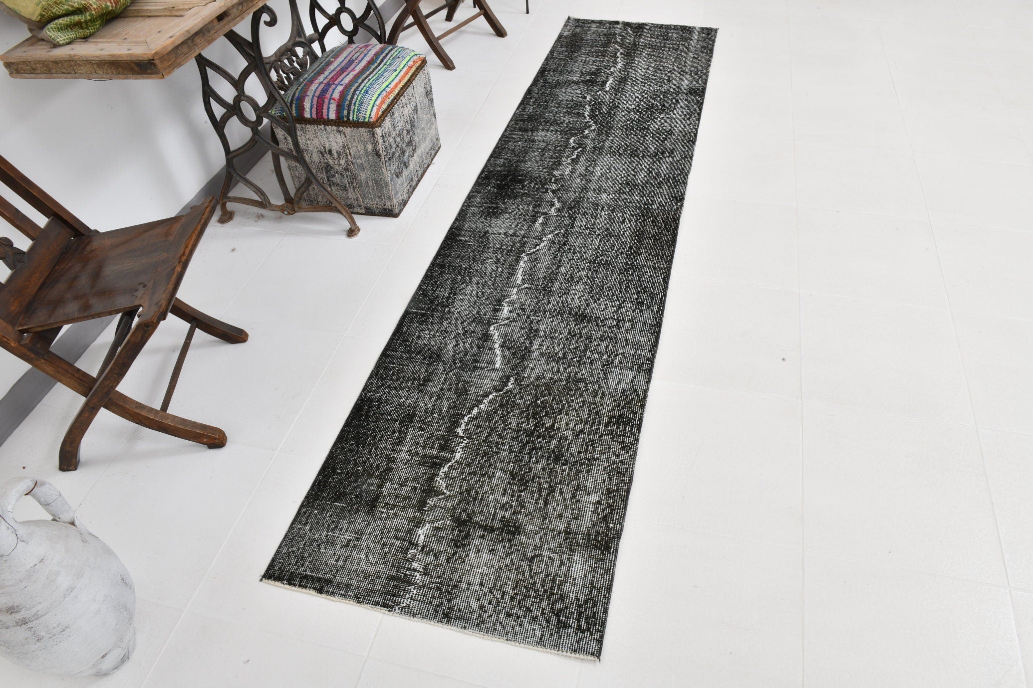 Vintage Runner Rug 2’4’’ x 9’7’’ ft