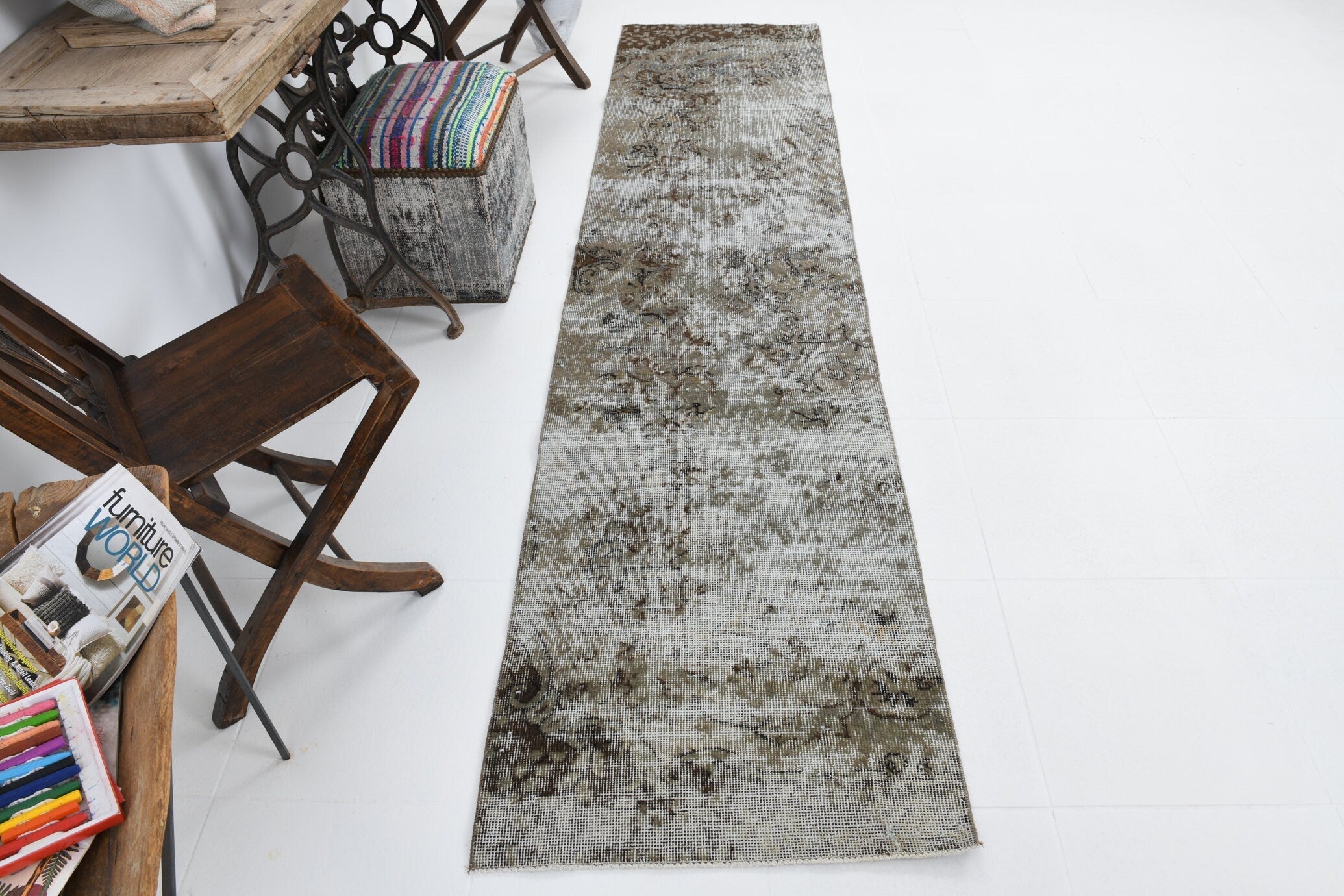 Vintage Runner Rug 2'4" x 9'8" ft