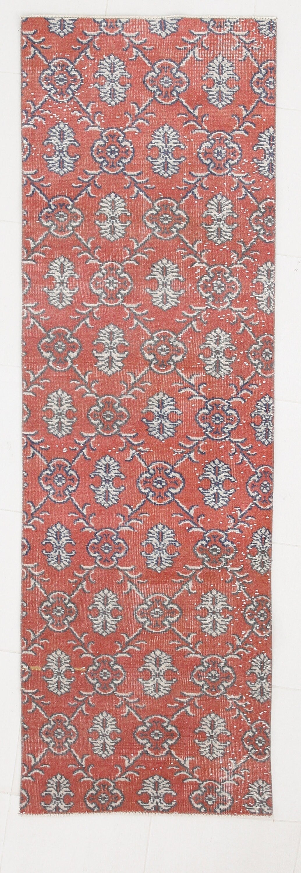 Vintage Runner Rug 2’5’’ x 7’5’’ ft