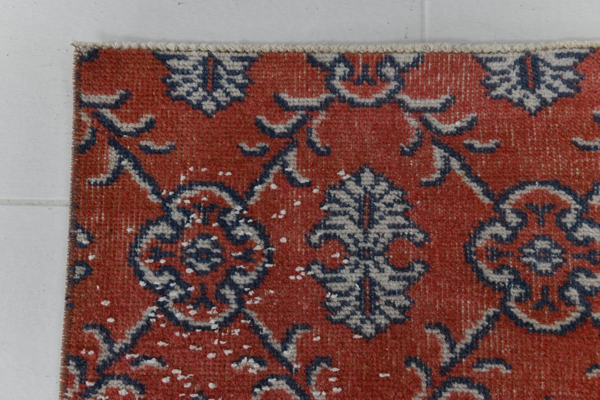 Vintage Runner Rug 2’5’’ x 7’5’’ ft