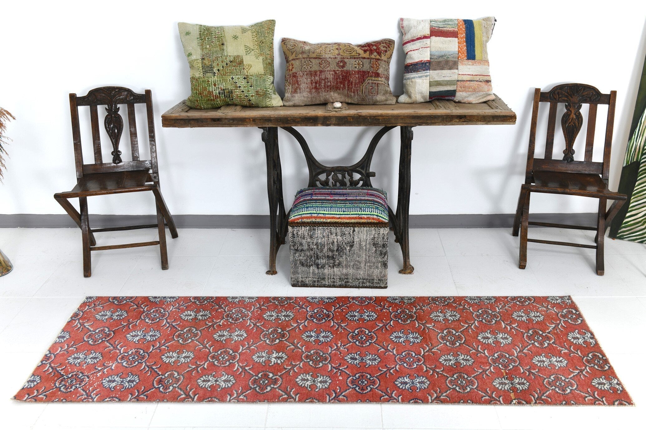 Vintage Runner Rug 2’5’’ x 7’5’’ ft