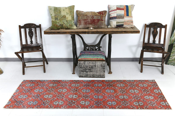 Vintage Runner Rug 2’5’’ x 7’5’’ ft