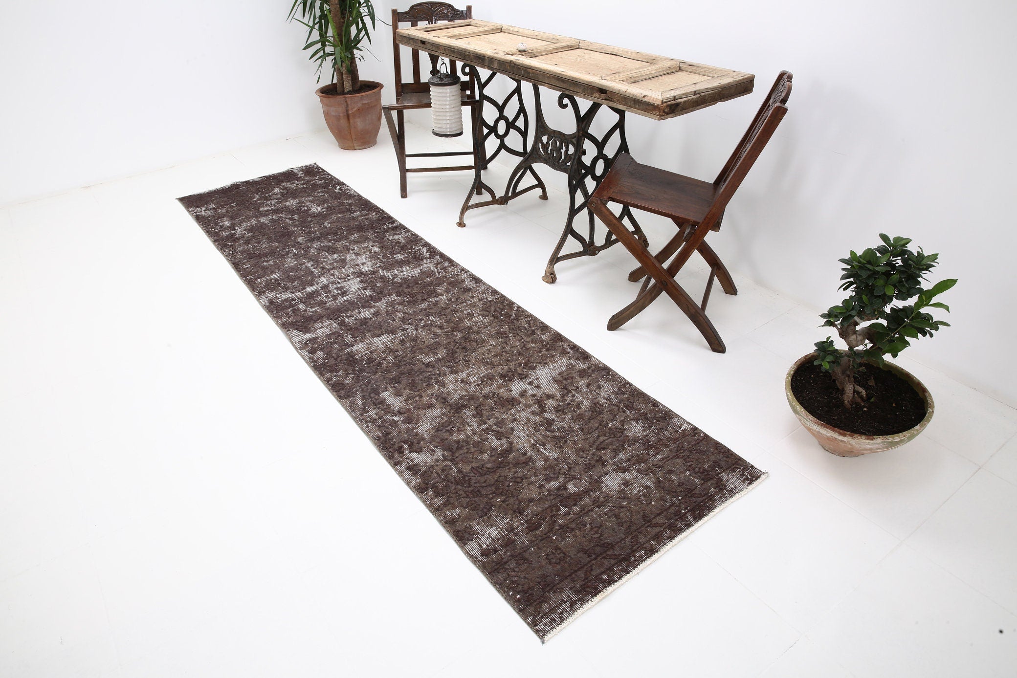 Vintage Runner Rug 2'6" x 10'2" ft