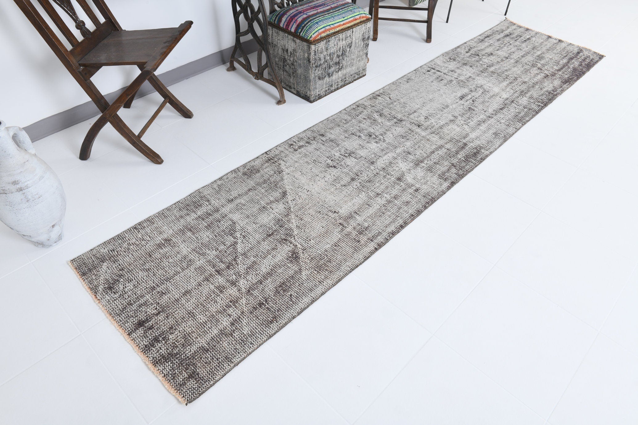 Vintage Runner Rug 2’6’’ x 10’8’’ ft