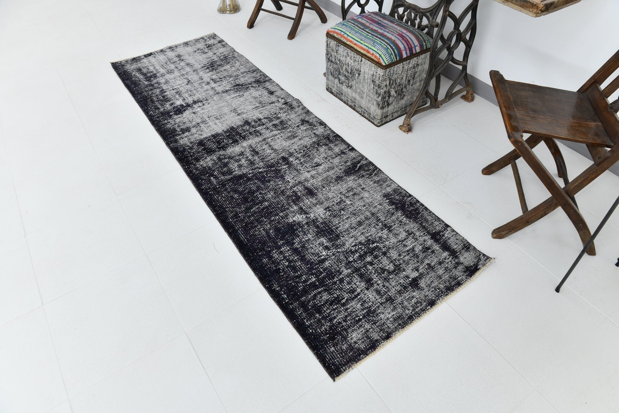Vintage Runner Rug 2'6" x 8'2" ft