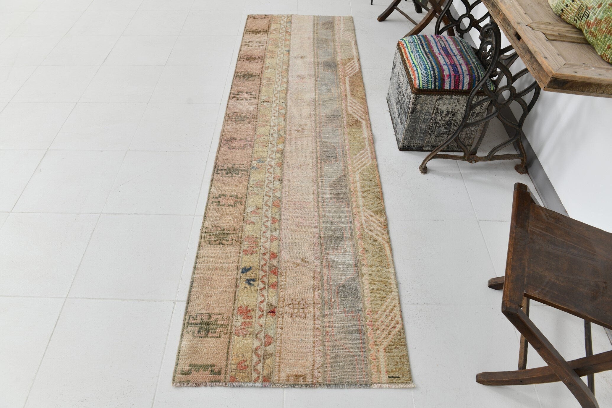 Vintage Runner Rug 2'6" x 8'7" ft