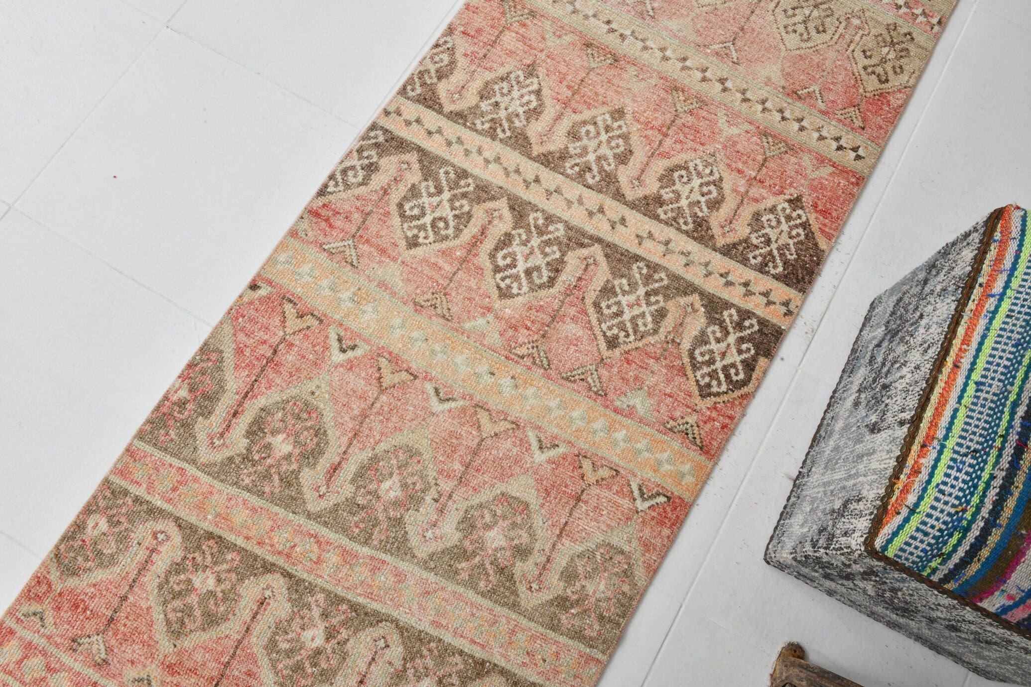 Vintage Runner Rug 2'6" x 9'5" ft